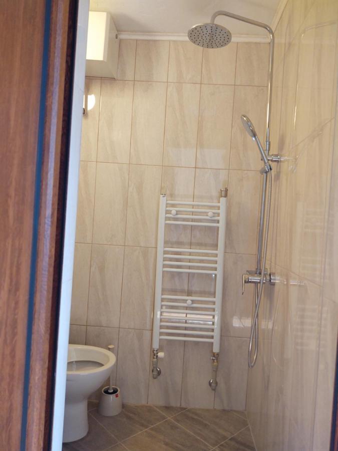 Apartment Domino Belogradtsjik Buitenkant foto